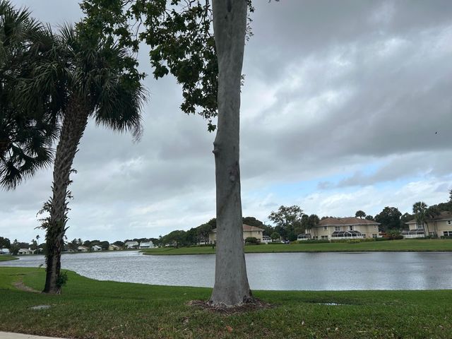 4802 Roxbury Court, Boynton Beach, FL 33436