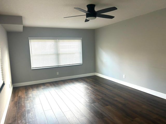 4802 Roxbury Court, Boynton Beach, FL 33436