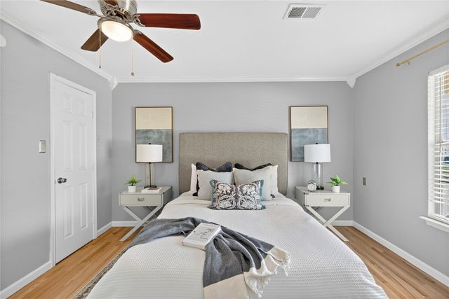 649 Peavy Road, Dallas, TX 75218
