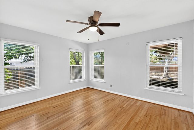649 Peavy Road, Dallas, TX 75218