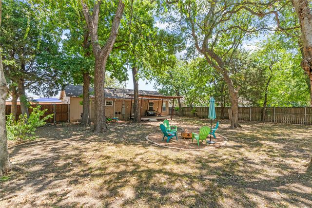 649 Peavy Road, Dallas, TX 75218