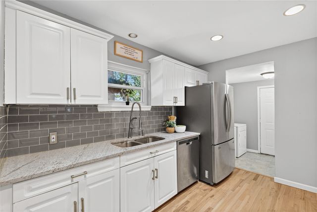 649 Peavy Road, Dallas, TX 75218