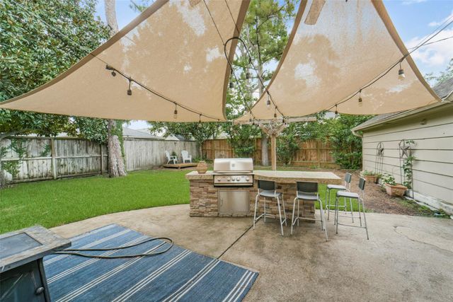 14915 Chadbourne Drive, Houston, TX 77079