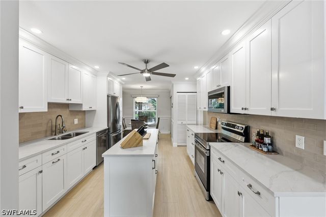 6260 Bellerive AVE 407, Naples, FL 34119