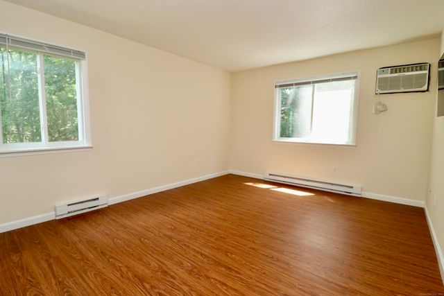 86 Buddington Road APT 3, Groton, CT 06340