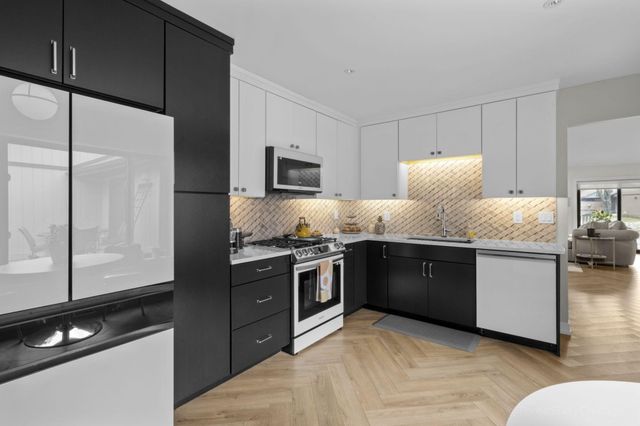 2201 Bayview Drive, Michigan City, IN 46360