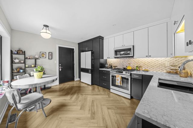 2201 Bayview Drive, Michigan City, IN 46360