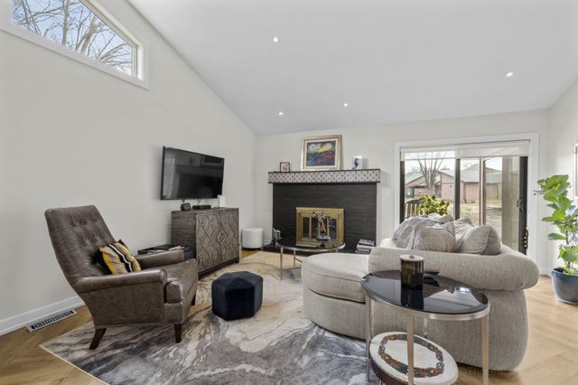 2201 Bayview Drive, Michigan City, IN 46360