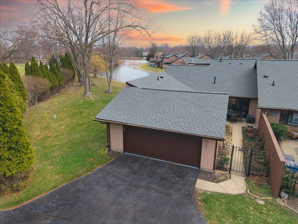 2201 Bayview Drive, Michigan City, IN 46360