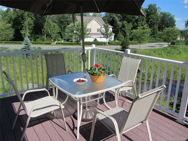 48 High Ridge Lane, Middletown, NY 10940