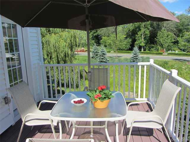 48 High Ridge Lane, Middletown, NY 10940