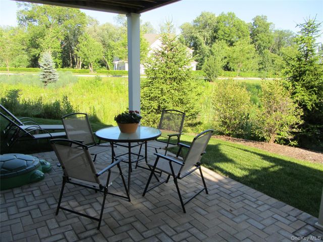 48 High Ridge Lane, Middletown, NY 10940