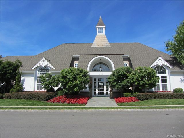 48 High Ridge Lane, Middletown, NY 10940