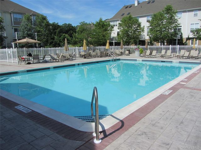 48 High Ridge Lane, Middletown, NY 10940