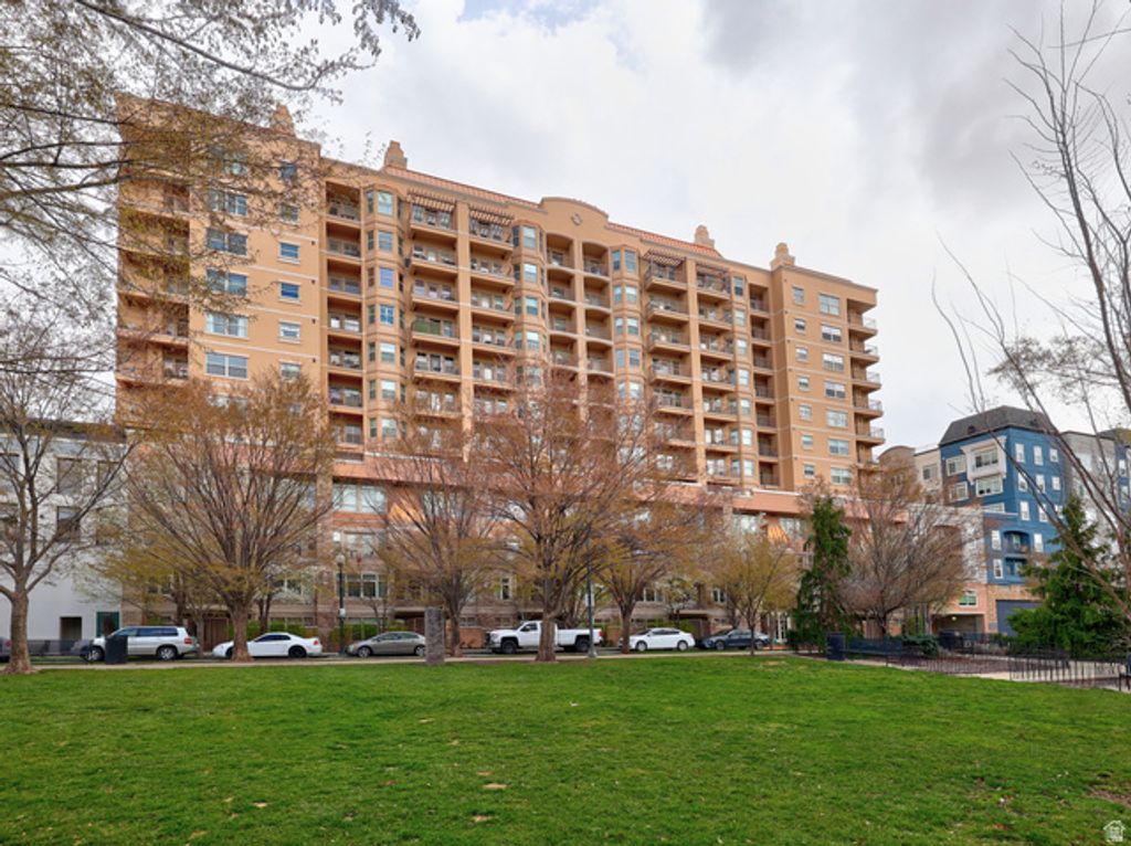 Image 2 of property listing at 5 S 500 W #616, Salt Lake City, UT 84101