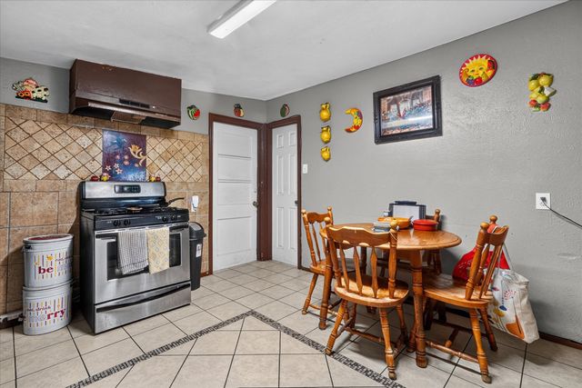 3332 Coronet Boulevard, Dallas, TX 75212