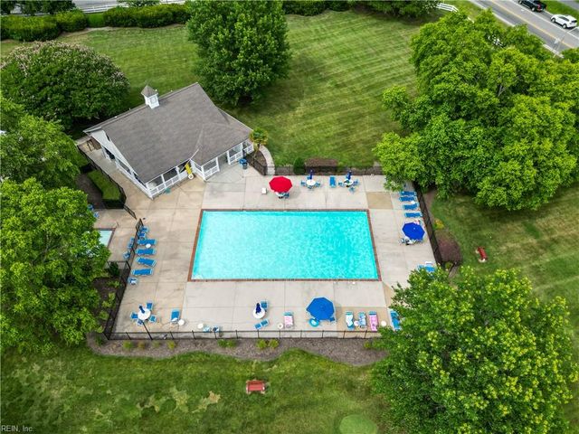 5041 Huntclub CHSE, Suffolk, VA 23435