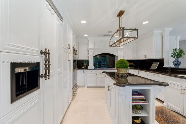 7360 SW 164th Street, Palmetto Bay, FL 33157