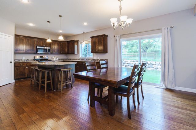 15224 Valley View Drive, Savage, MN 55378