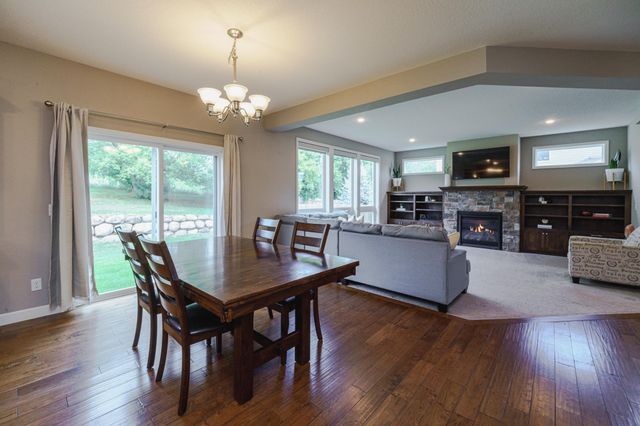 15224 Valley View Drive, Savage, MN 55378