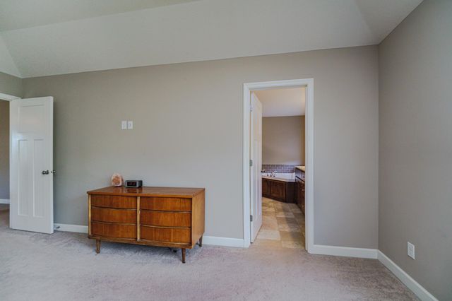15224 Valley View Drive, Savage, MN 55378