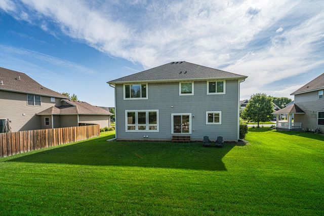 15224 Valley View Drive, Savage, MN 55378