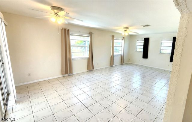 2243 SW 27th ST, Cape Coral, FL 33914