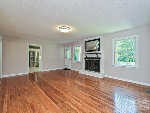 218 Sturbridge Drive, Charlotte, NC 28214