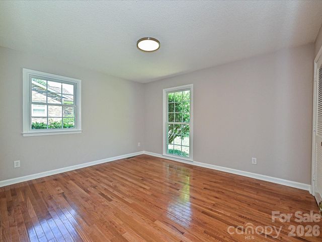 218 Sturbridge Drive, Charlotte, NC 28214