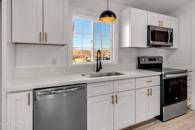 320 Ramsey Way, Reno, NV 89506