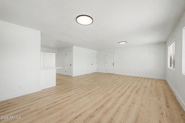 2702 E GROVERS Avenue, Phoenix, AZ 85032