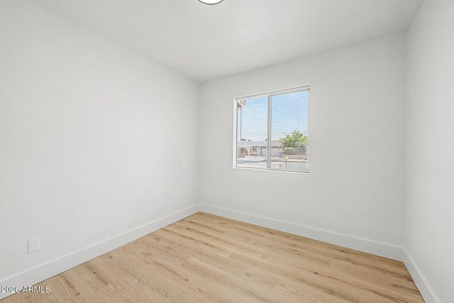 2702 E GROVERS Avenue, Phoenix, AZ 85032