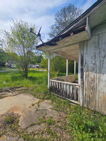 111 Smith Road, Newnan, GA 30263