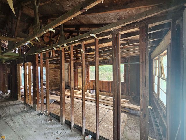 111 Smith Road, Newnan, GA 30263