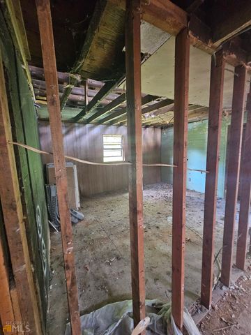 111 Smith Road, Newnan, GA 30263