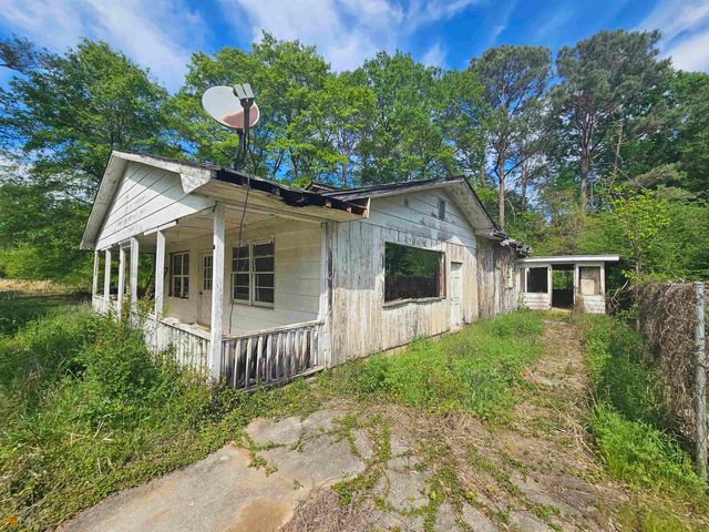 111 Smith Road, Newnan, GA 30263