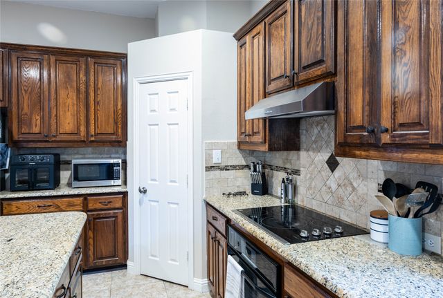 1218 Bridgeway Lane, Allen, TX 75013