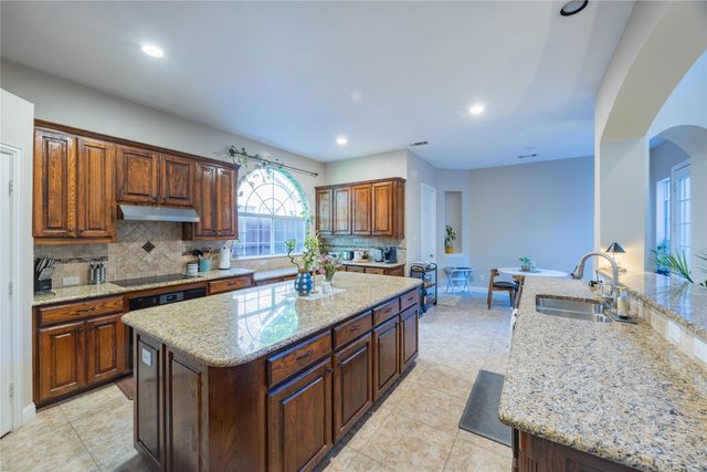 1218 Bridgeway Lane, Allen, TX 75013