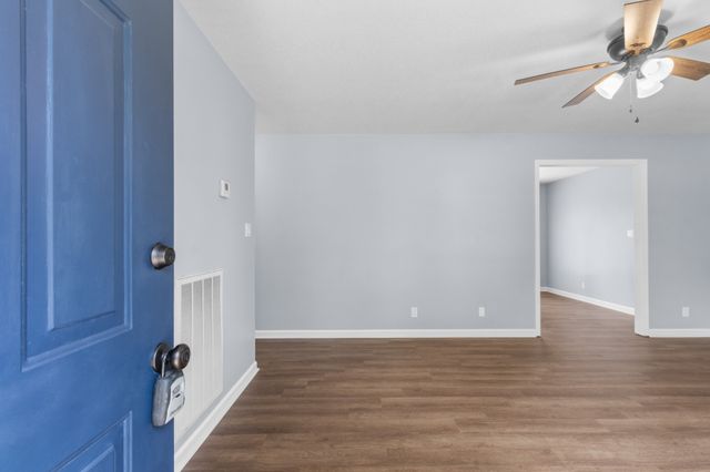 334 Kelsey Dr, Clarksville, TN 37042