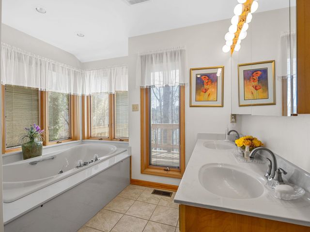 106 Stoneridge Drive, Chesnee, SC 29323