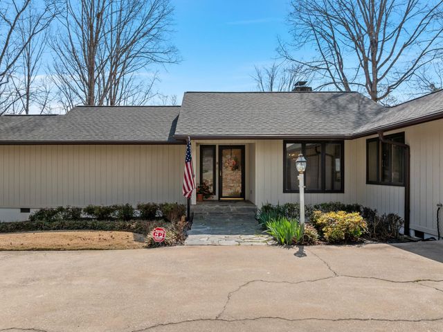 106 Stoneridge Drive, Chesnee, SC 29323