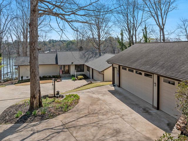 106 Stoneridge Drive, Chesnee, SC 29323