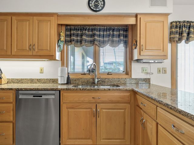 106 Stoneridge Drive, Chesnee, SC 29323