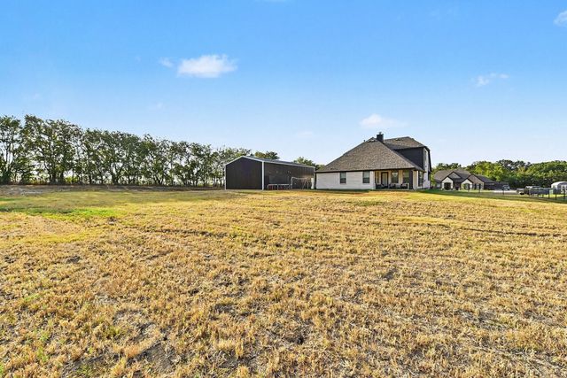 8 Beech Street, Howe, TX 75459