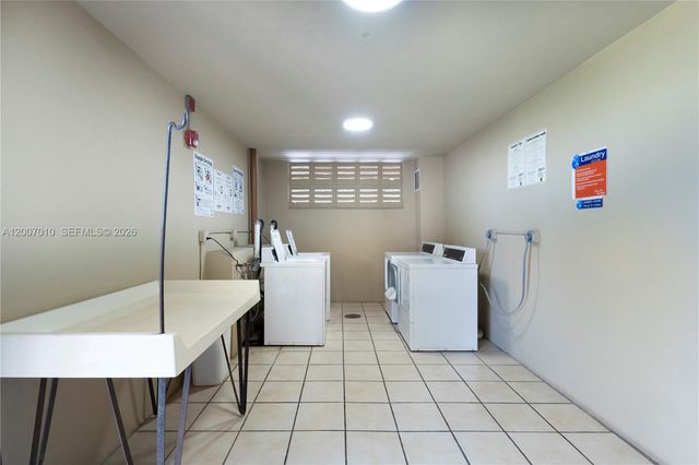 10855 SW 112th Ave 211, Miami, FL 33176