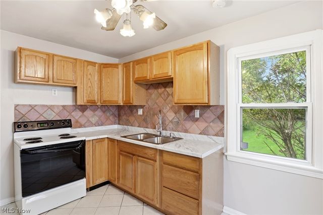4538 Telhurst Road, South Euclid, OH 44121