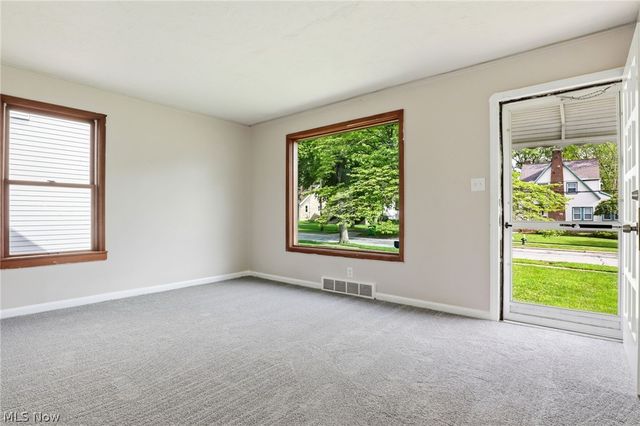 4538 Telhurst Road, South Euclid, OH 44121