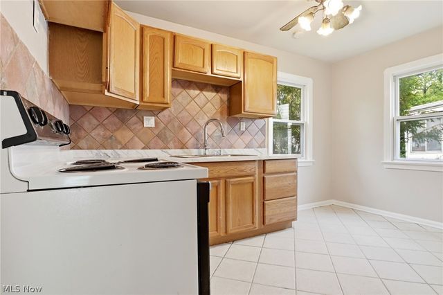 4538 Telhurst Road, South Euclid, OH 44121