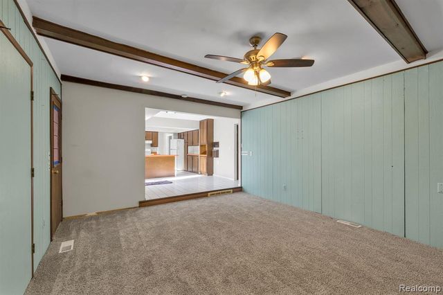 3489 Riverview Court, Wayne, MI 48184