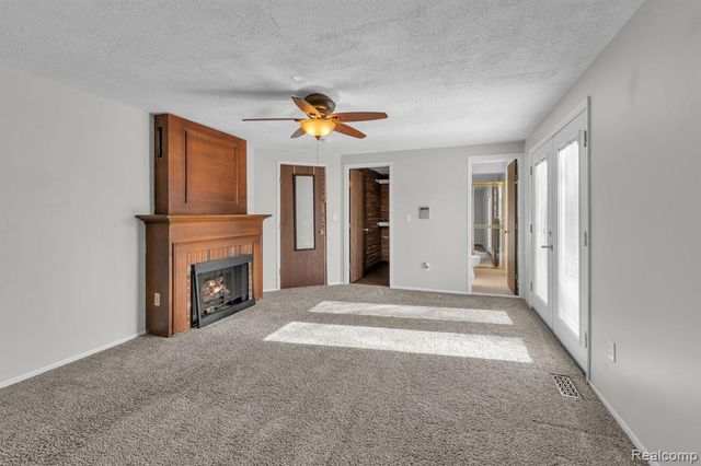 3489 Riverview Court, Wayne, MI 48184